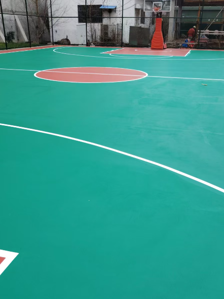 乡宁 球场长期使用易出现地面开裂